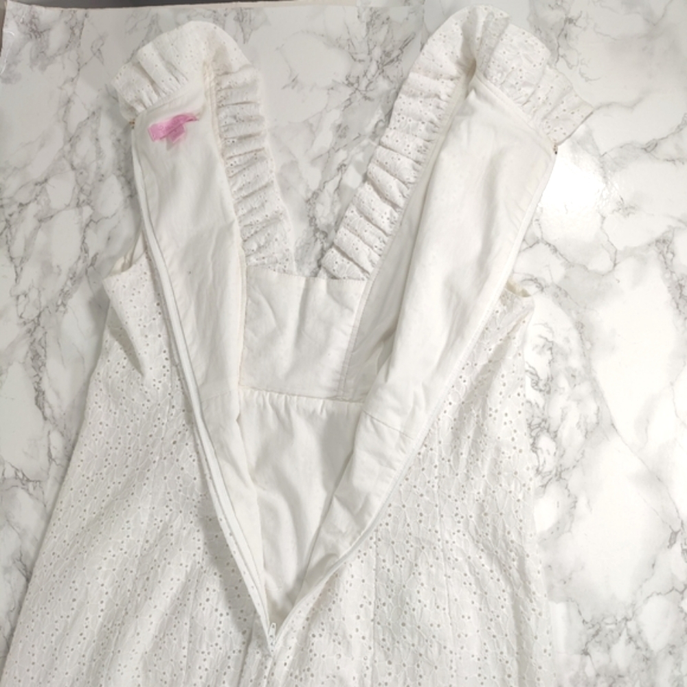 Lilly Pulitzer Tilsbury Dress In White Eyelet Lace Size 8 - Picture 3 of 11